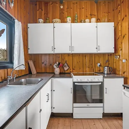 Prázdninový dům Delia - 300m From The Sea By Interhome *