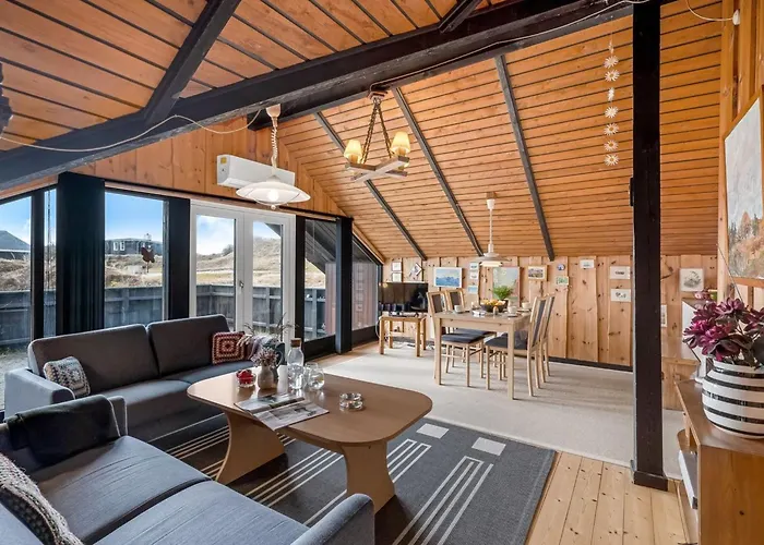 Delia - 300m From The Sea By Interhome